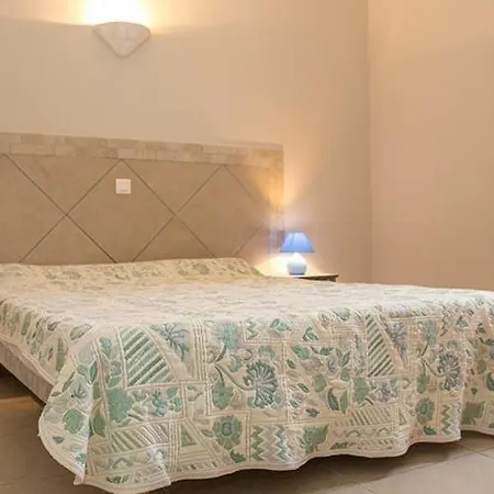 Testa-2 Chambres-piscine En Residence-plage A Pieds Vardiola